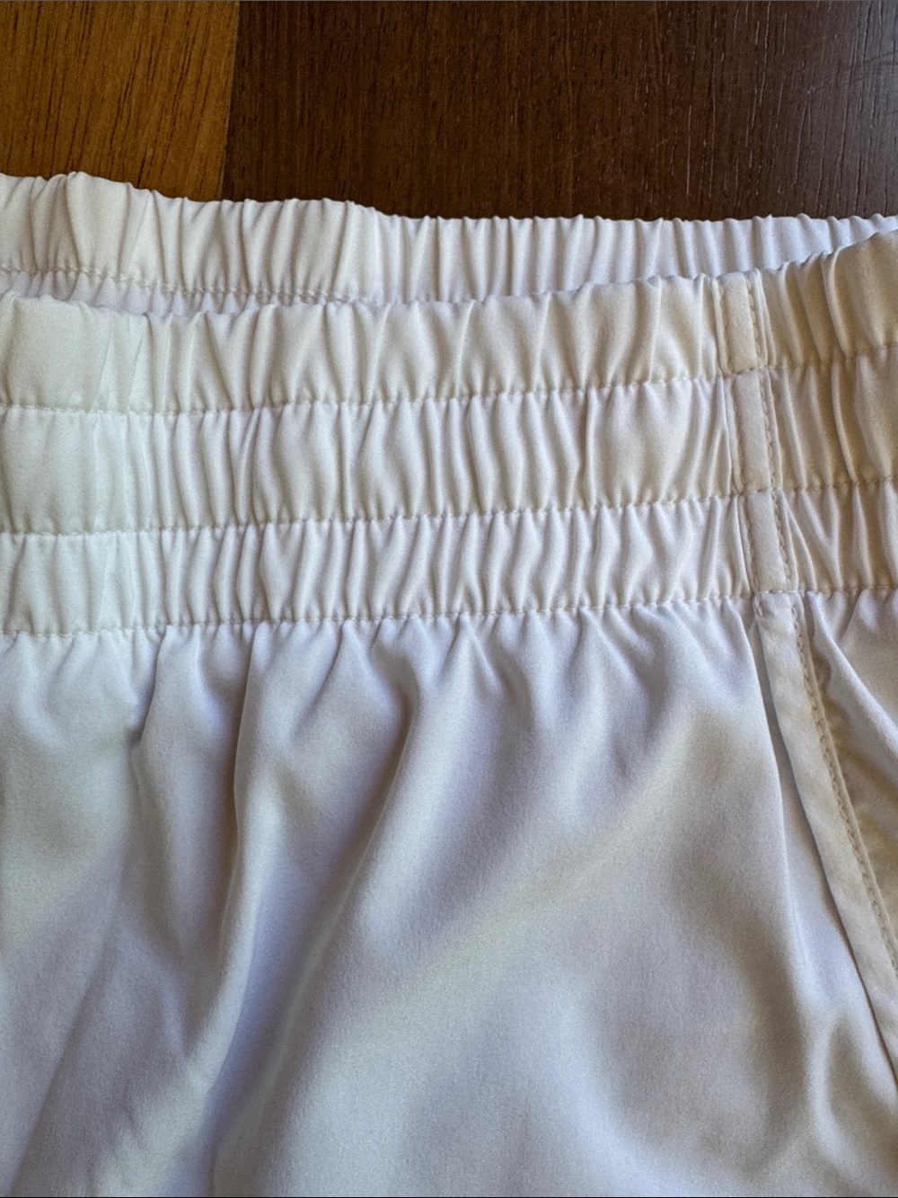Athleta Mesh Racer Run Short 4in - Picture 3 of 8